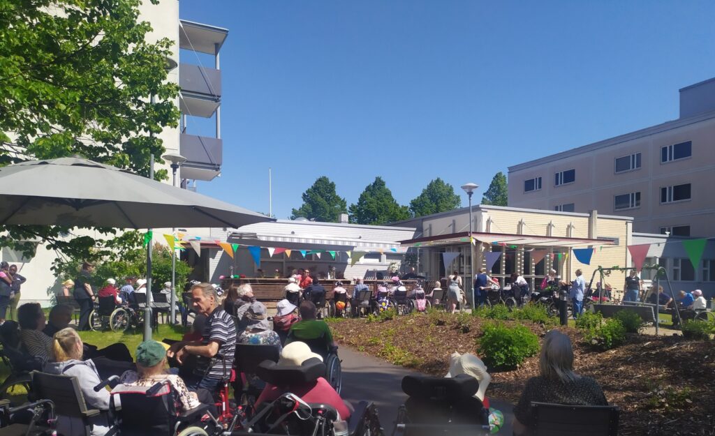 Helsinki Day celebrations at the Kannelmäki Service Home