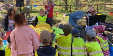 Natural wonders – an intergenerational nature event