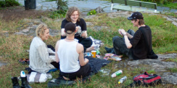 Kläck idéer, dansa och stifta nya bekantskaper dygnet runt i Leninparken