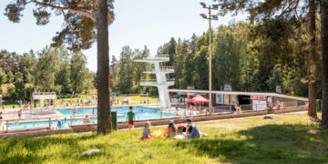 Helsinki-päivä Kumpulan maauimalassa